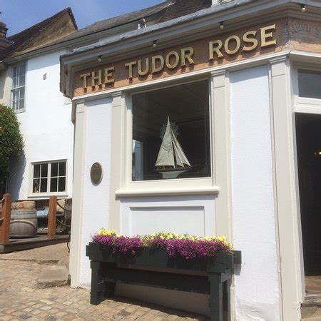 the tudor rose upnor|tudor rose rochester.